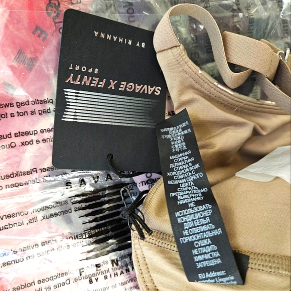 Savage X Fenty Band-It Houndstooth Low-Impact Sports Bra, BNWT, Sz M - Picture 8 of 16